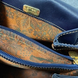 【無料】黒ショルダーバッグの画像