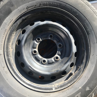 【ハイエース】鉄ホイール夏タイヤ付4本セットの画像