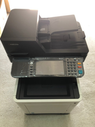 定価の90%OFF 49.800円　京セラA4カラー複合機　M6535cidn