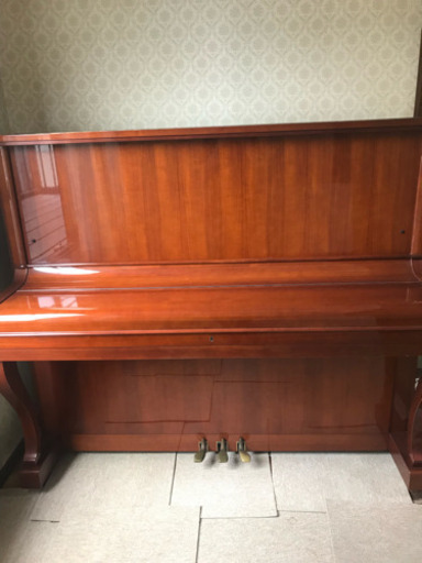 アップライトピアノ