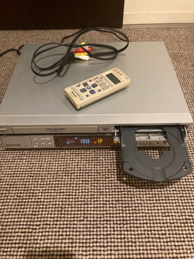Panasonic VHS ビデオ一体型DVDレコーダー DMR-E70V
