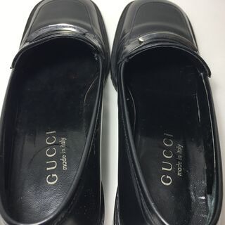 GUCCI ローファー 黒の画像
