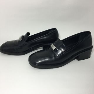 GUCCI ローファー 黒の画像
