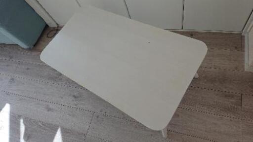 折りたたみテーブル