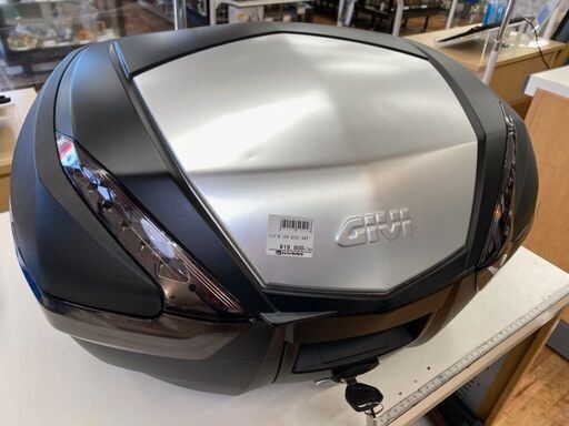 【店頭販売のみ】GIVIのトップボックス  入荷しました！！