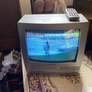 値下げ！シャープ　テレビとビデオの一体型　テレビビデオの画像