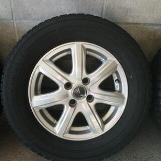 スタッドレスタイヤ185 /70R14