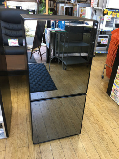 超美品 2020年製 TWINBIRD ミラードア 110L冷蔵庫 鏡扉 HR-EJ11 ブラック ツインバード