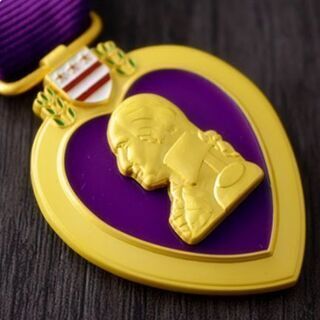 【希少】パープルハート章 PURPLE HEART 安全ピン付