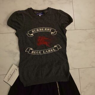 BURBERRY ニット半袖の画像