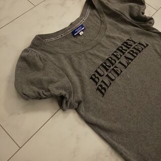 BURBERRY 半袖の画像