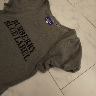 BURBERRY 半袖の画像