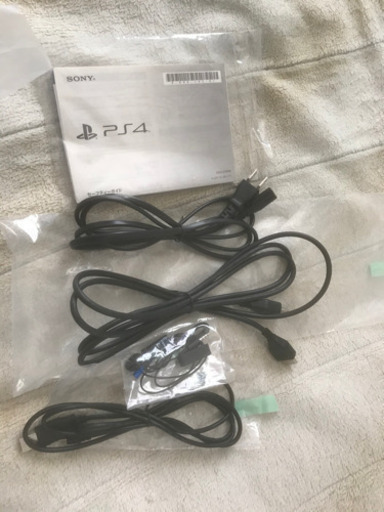 商談中PS4本体 CHU-2100A B01 （値下げ）
