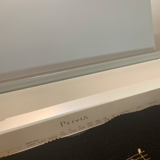CASIO 電子ピアノ 88鍵盤 ホワイト 【美品】椅子付きの画像