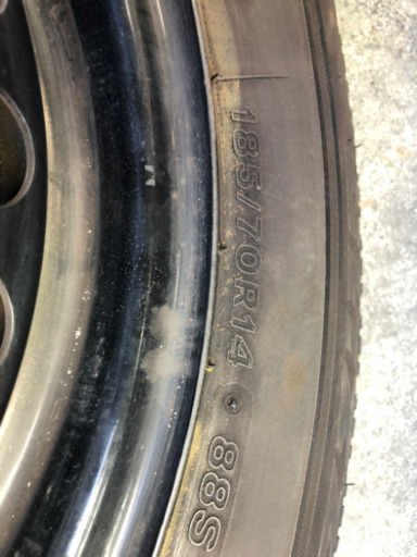 スタッドレスタイヤ 185/70r14 4本 中古