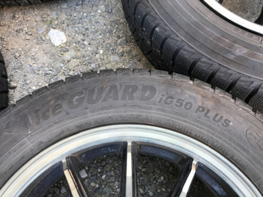 YOKOHAMAスタッドレスタイヤ 175/65R15 【商談中】