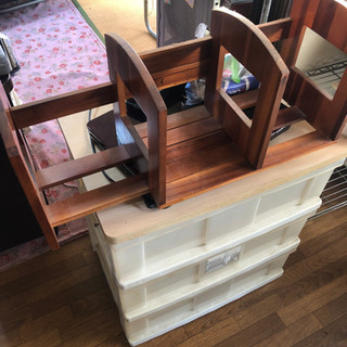 テレビ、レンジ、トースターの画像