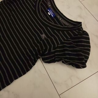 BURBERRY 半袖パフ袖の画像