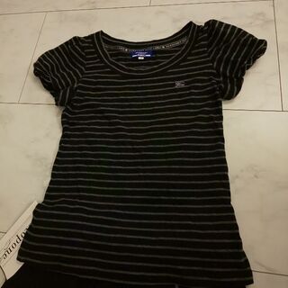 BURBERRY 半袖パフ袖の画像