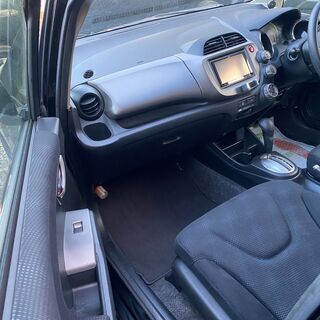 ホンダ フィット FIT・２年車検付き　５人乗り・禁煙車/Ｇ・１０ｔｈアニバーサリー　の画像