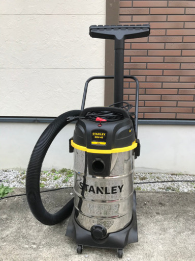 【値下げ中】STANLEYﾊﾞｷｭｰﾑｸﾘｰﾅｰ 45L SSV-45
