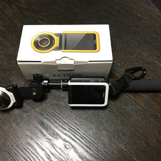 値下げ　casio exilim exーfr100 純正セルフ棒付きの画像