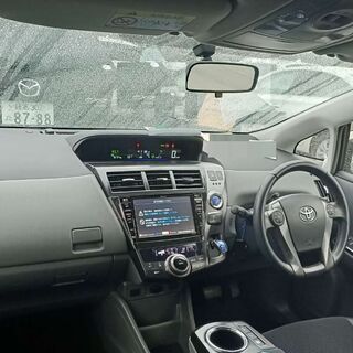 プリウスアルファ/ミニバン/α 5人乗り/TVナビ/キーレス/Zvw41Ｗ/車検付き　マイカーローンの画像