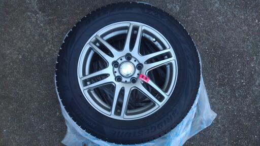 スタッドレスタイヤ　ブリヂストンBLIZZAK VRX2　16インチ