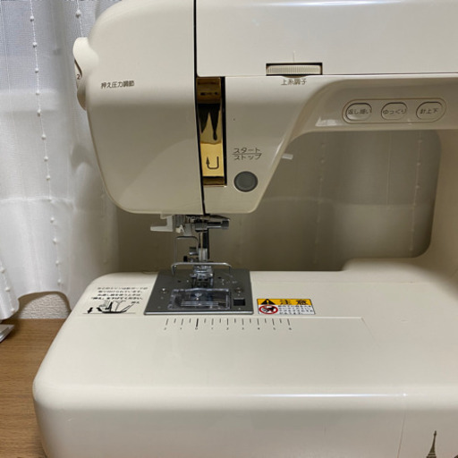 (お譲り先きまりました)ミシン　まだ使えます