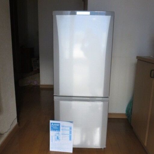 1052-1 三菱 冷凍冷蔵庫 MR-P15A-S 146 美品 2017年製 2ドア 146L 自動霜取り 右開き 動作良好