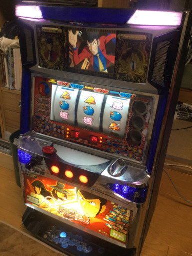 ■配達可■パチスロ実機 ルパン三世 ルパン一族の秘宝 パチスロ スロット 家庭用電源 AC100V