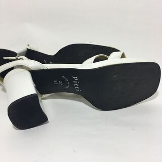 pitti サンダル　22cm EEの画像