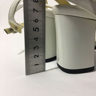pitti サンダル　22cm EEの画像