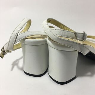 pitti サンダル　22cm EEの画像
