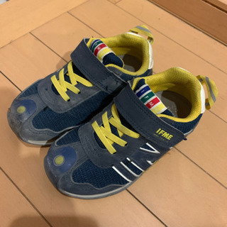 （無料）子供用の靴あげますの画像