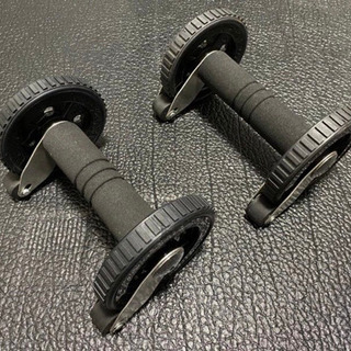 【値下げ】腹筋ローラーの画像