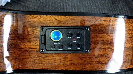 【本日お引取り限定で半額】モーリス　MORRIS　エレアコ　チューナー内蔵　弦高低くて弾きやすい