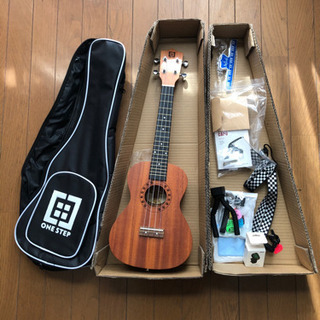 ウクレレ初心者セット(計13点)　ほぼ新品