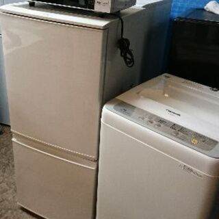 只今、商談中！！好評につき！！11月お買い得セット第一弾1①！！シャープ　 SJ-D14C-W　2ドア冷凍冷蔵庫137L つけかえどっちもドア 2017年製・パナソニック NA-F50B10　5.0Kg 全自動洗濯機　2017年製・・ヤマゼン　YRB-160V（W)　オーブンレンジ　2017年製　3点セット