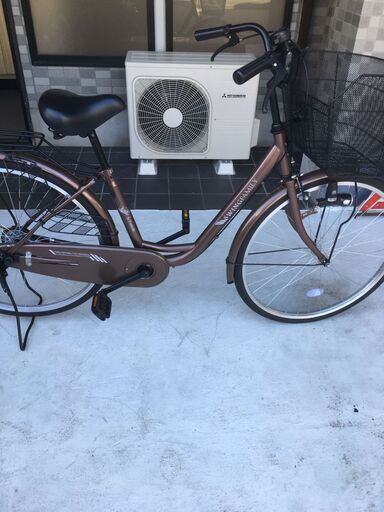 新品同様 　半値以下　綺麗　26インチ　色茶色メタ