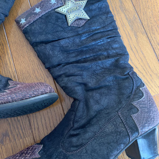 ブーツ　23センチの画像