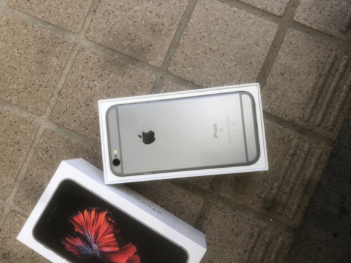 iPhone6s SIMフリー　美品