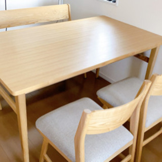 ウニコUnico SIGNE(シグネ) ダイニングテーブル