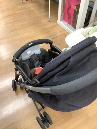 【取りに来れる方限定】Apricaのベビーカー売ります！