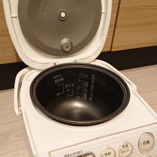 炊飯器　象印 NS-ND05の画像