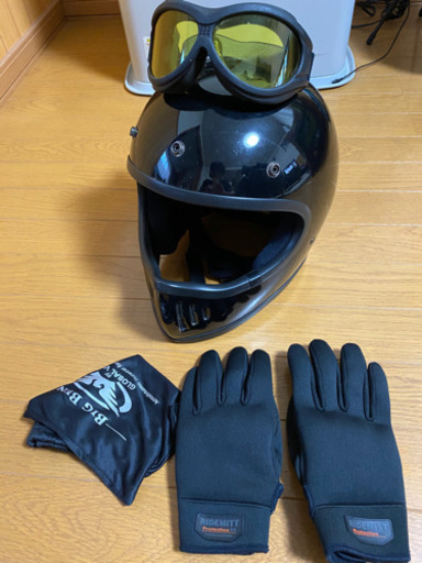 取引中　バイクヘルメット、グローブ、ゴーグルセット