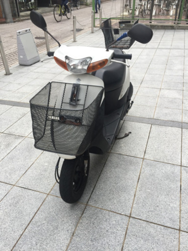 50ccバイク。現在使用中。セルでエンジンがかからないです。キック2〜５回でエンジンかかります。