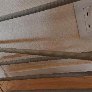 スラックスハンガーの画像