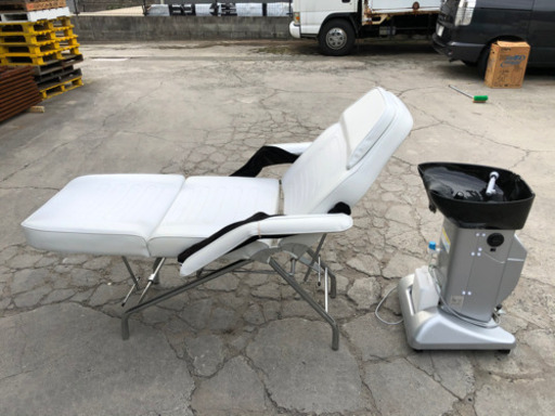 値下げしました。ヘッドスパ用 チェアー  洗髪ボウル付き 引取り限定！