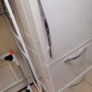 ◆11/9まで限定◆取っ手がカワイイ☆日立ノンフロン冷凍冷蔵庫R...